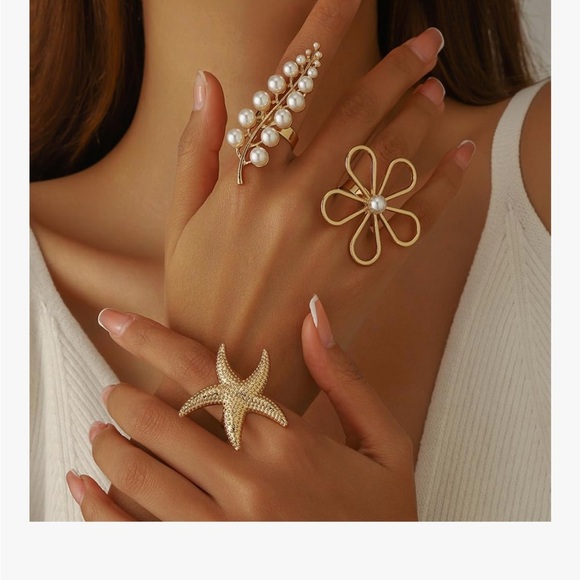 Gold Long Shell Pearl Leaf Adjustable Ring - Picture 4 of 6